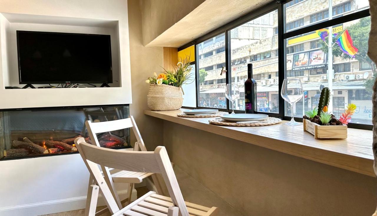 Boutique Apartment In Heart Of Haifa Exterior photo