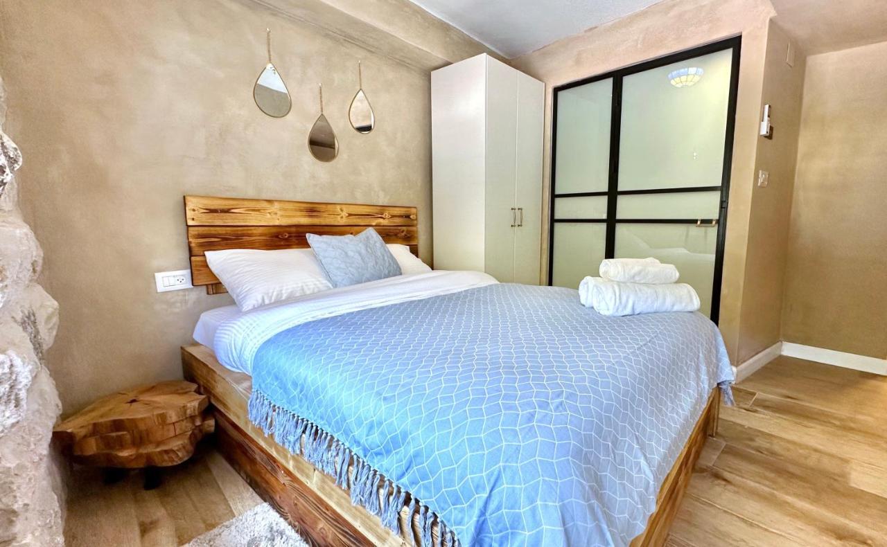 Boutique Apartment In Heart Of Haifa Exterior photo